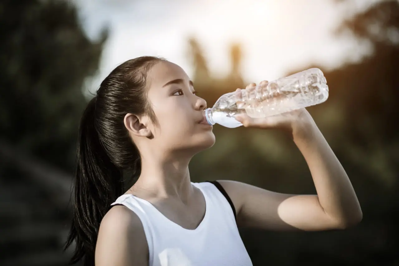 Tạo Lớp Bảo Vệ Da Bằng Lối Sống Tích Cực: Bí Quyết Cho Làn Da Khỏe Đẹp